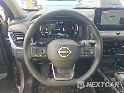 2025 Nissan Rogue Platinum - zdjęcie 10 z 21 - miniatura