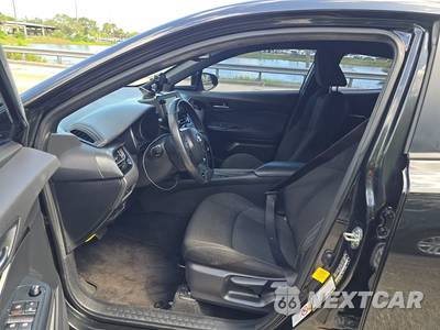 2018 Toyota C-HR XLE - zdjęcie 7 z 22 - miniatura