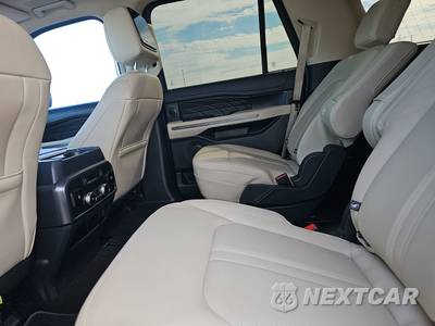 2022 Ford Expedition Platinum - zdjęcie 13 z 26 - miniatura