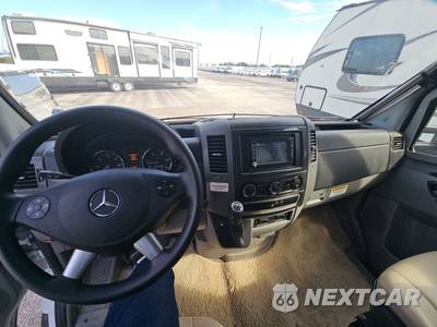 2015 Mercedes-Benz Sprinter 3500 Cab Chassis DRW - zdjęcie 11 z 18 - miniatura
