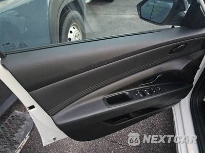 2026 Hyundai Elantra SEL Sport - zdjęcie 9 z 20 - miniatura