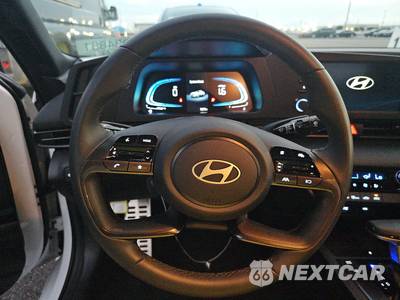 2026 Hyundai Elantra SEL Sport - zdjęcie 10 z 20 - miniatura