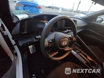 2026 Hyundai Elantra SEL Sport - zdjęcie 11 z 20 - miniatura