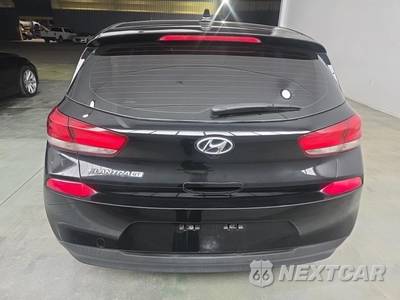 2018 Hyundai Elantra GT Hatchback - zdjęcie 5 z 18 - miniatura