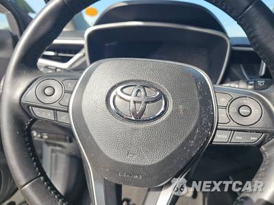 2025 Toyota Corolla Cross XLE - zdjęcie 10 z 17 - miniatura