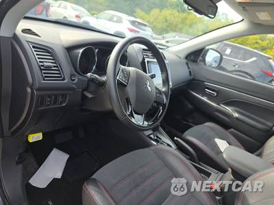 2025 Mitsubishi Outlander Sport LE - zdjęcie 11 z 24 - miniatura