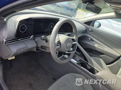 2025 Hyundai Elantra SEL Convenience - zdjęcie 11 z 36 - miniatura