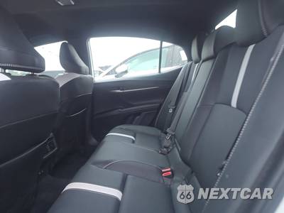 2026 Toyota Camry SE - zdjęcie 13 z 23 - miniatura