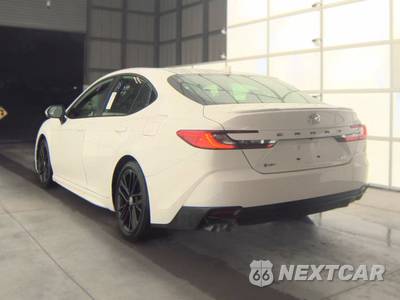 2026 Toyota Camry SE - zdjęcie 6 z 23 - miniatura