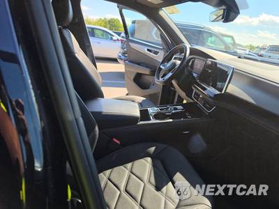 2025 Volkswagen Atlas Cross Sport 2.0T SE w/Technology - zdjęcie 8 z 26 - miniatura