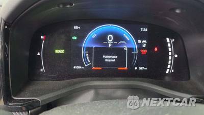 2025 Toyota Camry SE - zdjęcie 17 z 27 - miniatura