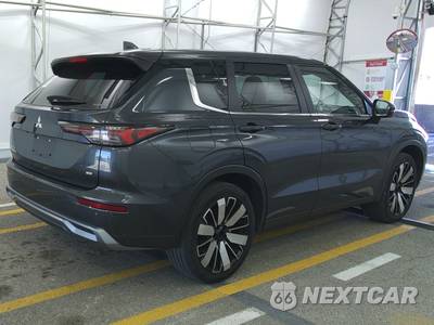 2025 Mitsubishi Outlander SE - zdjęcie 4 z 22 - miniatura