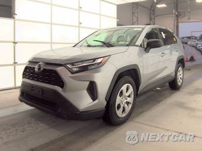2025 Toyota RAV4 LE - zdjęcie 1 z 30 - miniatura