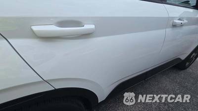 2025 Hyundai Venue SEL - zdjęcie 20 z 21 - miniatura