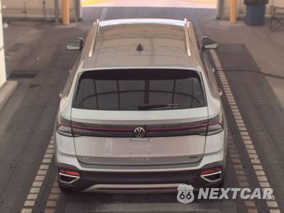 2025 Volkswagen Taos SE - zdjęcie 5 z 18 - miniatura