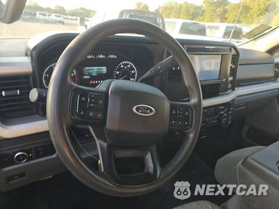2025 Ford Super Duty F-250 XLT Crew Cab Long Bed - zdjęcie 10 z 29 - miniatura