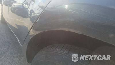 2011 Ford Fiesta SE Hatchback - zdjęcie 23 z 34 - miniatura