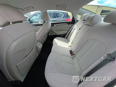 2015 Hyundai Sonata SE - zdjęcie 13 z 25 - miniatura
