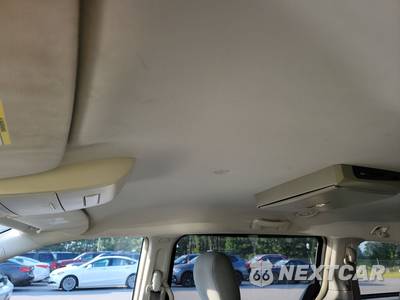 2010 Chrysler Town & Country LX 121.2" WB - zdjęcie 18 z 38 - miniatura