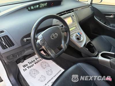2013 Toyota Prius Persona Series - zdjęcie 55 z 72 - miniatura