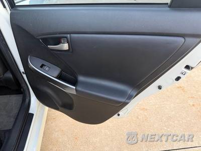 2013 Toyota Prius Persona Series - zdjęcie 68 z 72 - miniatura