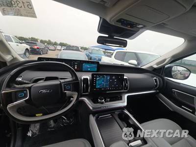 2025 Ford Expedition Platinum - zdjęcie 11 z 28 - miniatura