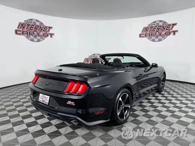 2020 Ford Mustang EcoBoost Convertible - zdjęcie 12 z 48 - miniatura