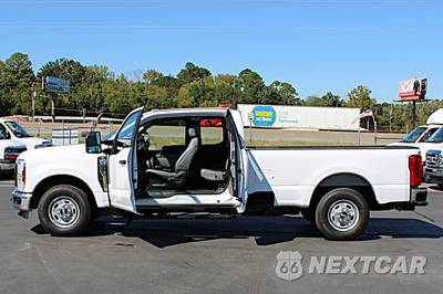 2026 Ford Super Duty F-250 XL Extended Cab Long Bed w/Rear Doors - zdjęcie 7 z 47 - miniatura