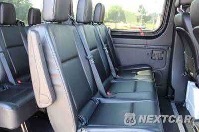2025 Mercedes-Benz Sprinter 2500 Passenger Van 170.0" WB - zdjęcie 14 z 39 - miniatura
