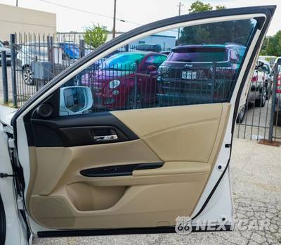 2015 Honda Accord Sedan EX - zdjęcie 16 z 42 - miniatura