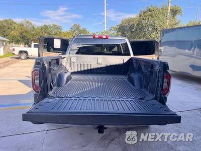 2018 GMC Sierra 1500 SLT Crew Cab Short Bed 4SA - zdjęcie 9 z 27 - miniatura