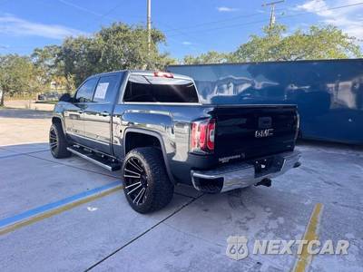 2018 GMC Sierra 1500 SLT Crew Cab Short Bed 4SA - zdjęcie 7 z 27 - miniatura