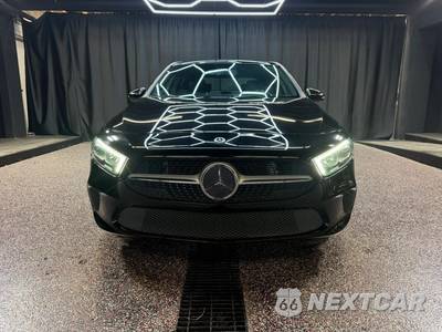 2020 Mercedes-Benz A 220 4MATIC - zdjęcie 2 z 42 - miniatura