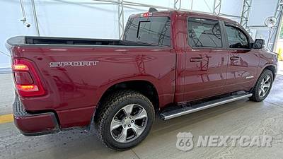 2023 Ram 1500 Laramie Crew Cab Short Bed - zdjęcie 4 z 23 - miniatura