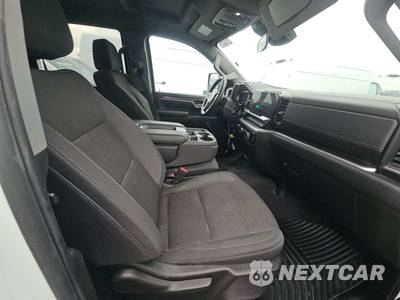 2025 Chevrolet Silverado 2500HD LT Crew Cab Medium Bed 1LT - zdjęcie 8 z 20 - miniatura
