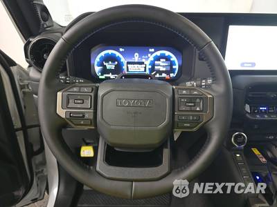 2027 Toyota Land Cruiser - zdjęcie 10 z 24 - miniatura