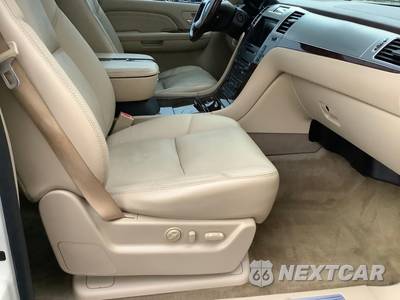 2009 Cadillac Escalade ESV - zdjęcie 31 z 51 - miniatura