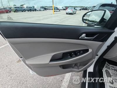 2020 Hyundai Tucson SE - zdjęcie 9 z 24 - miniatura