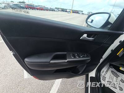 2020 Kia Sportage LX - zdjęcie 9 z 19 - miniatura