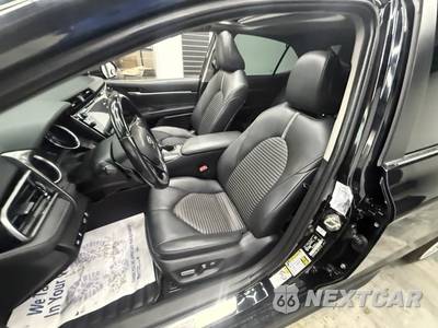 2019 Toyota Camry SE - zdjęcie 10 z 27 - miniatura