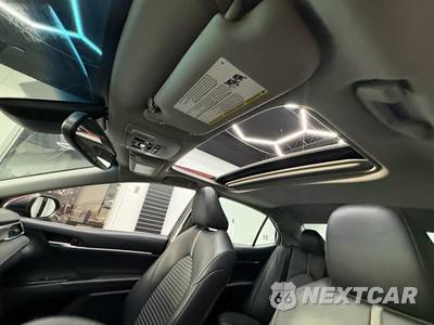 2018 Toyota Camry SE - zdjęcie 10 z 28 - miniatura