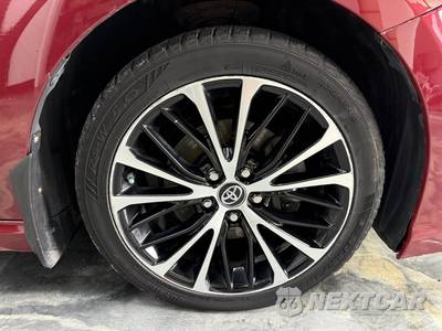 2018 Toyota Camry SE - zdjęcie 26 z 28 - miniatura