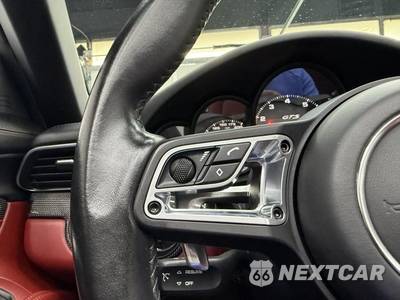 2019 Porsche 911 Targa 4 GTS - zdjęcie 18 z 35 - miniatura