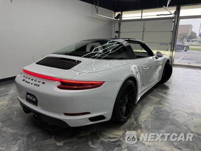 2019 Porsche 911 Targa 4 GTS - zdjęcie 5 z 35 - miniatura