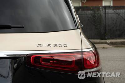 2023 Mercedes-Benz Maybach GLS 600 4MATIC - zdjęcie 60 z 72 - miniatura