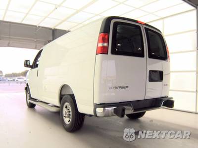 2025 GMC Savana 2500 Cargo Van 1WT 135.0" WB - zdjęcie 6 z 32 - miniatura