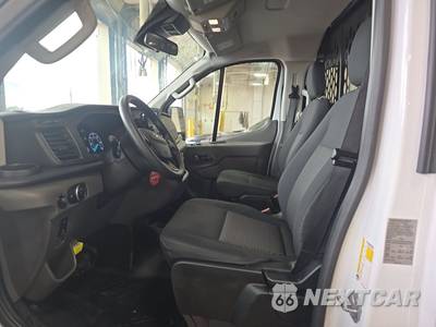 2025 Ford Transit 250 Cargo Van Low Roof 130.0" WB - zdjęcie 7 z 30 - miniatura