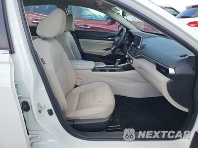 2019 Nissan Altima S - zdjęcie 8 z 41 - miniatura