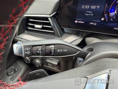 2025 Chevrolet Suburban RST 1SP - zdjęcie 23 z 67 - miniatura