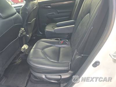 2021 Toyota Highlander Hybrid Platinum - zdjęcie 13 z 25 - miniatura